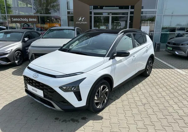 samochody osobowe Hyundai Bayon cena 88400 przebieg: 1, rok produkcji 2024 z Ćmielów